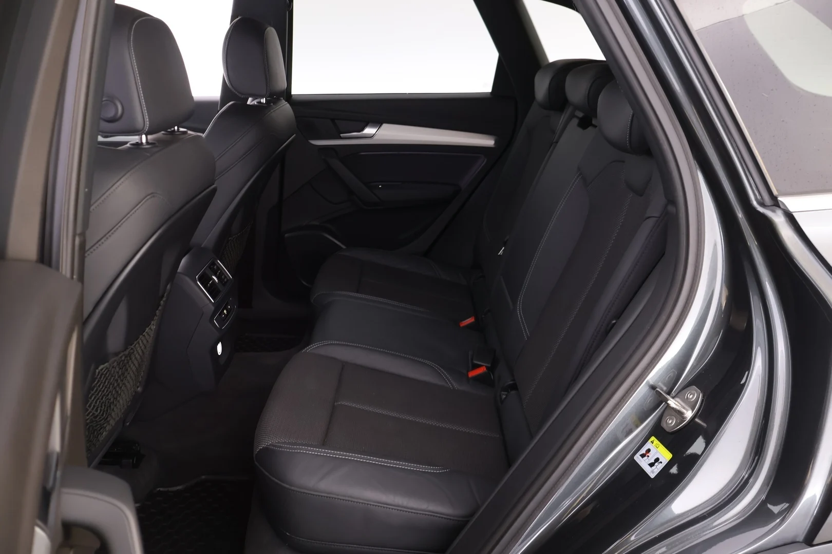 Car Image - QPQOl1zgHuGlxUTMaPwve