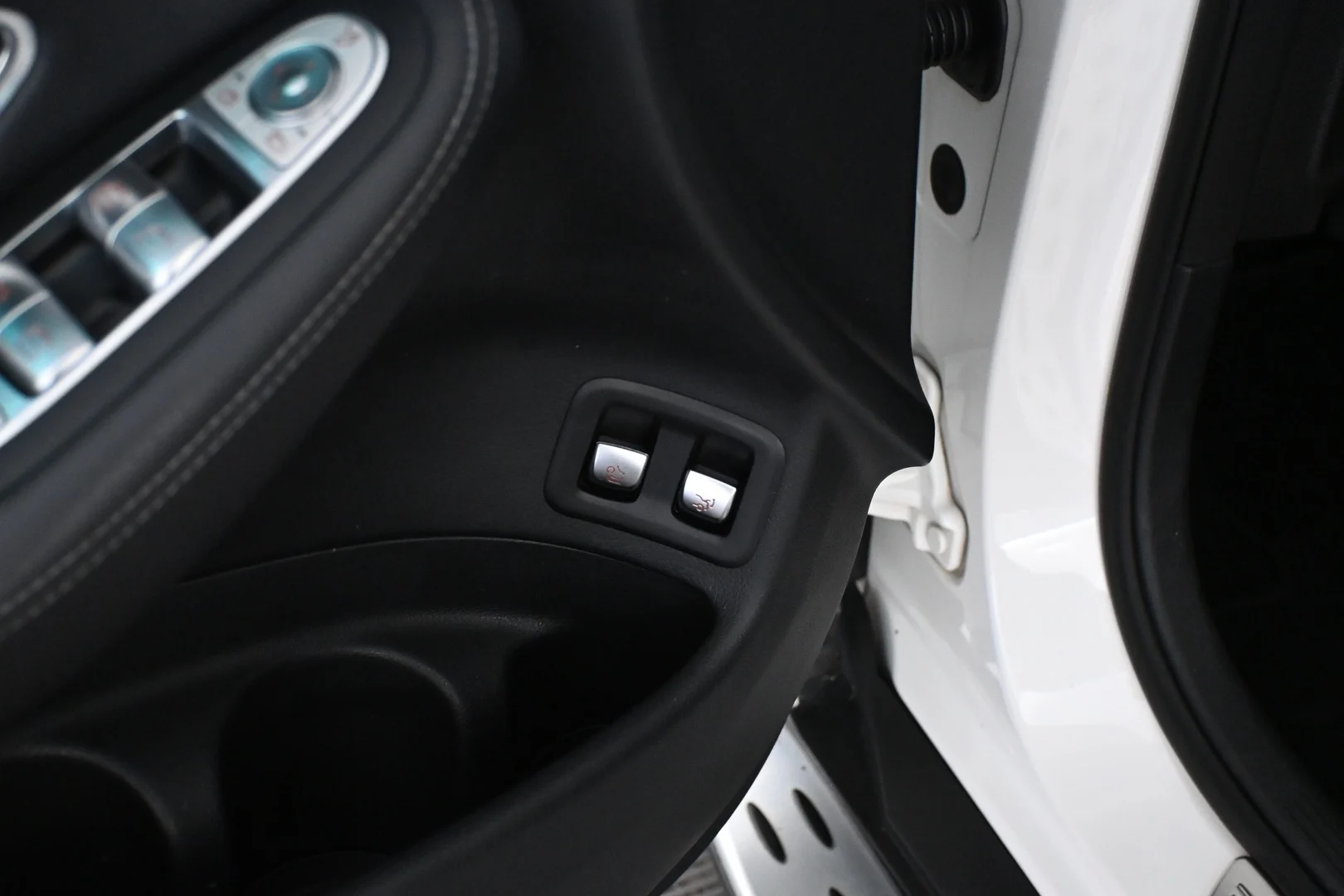 Car Image - 39Z8ZtnrqvCVq9gkvZz69k