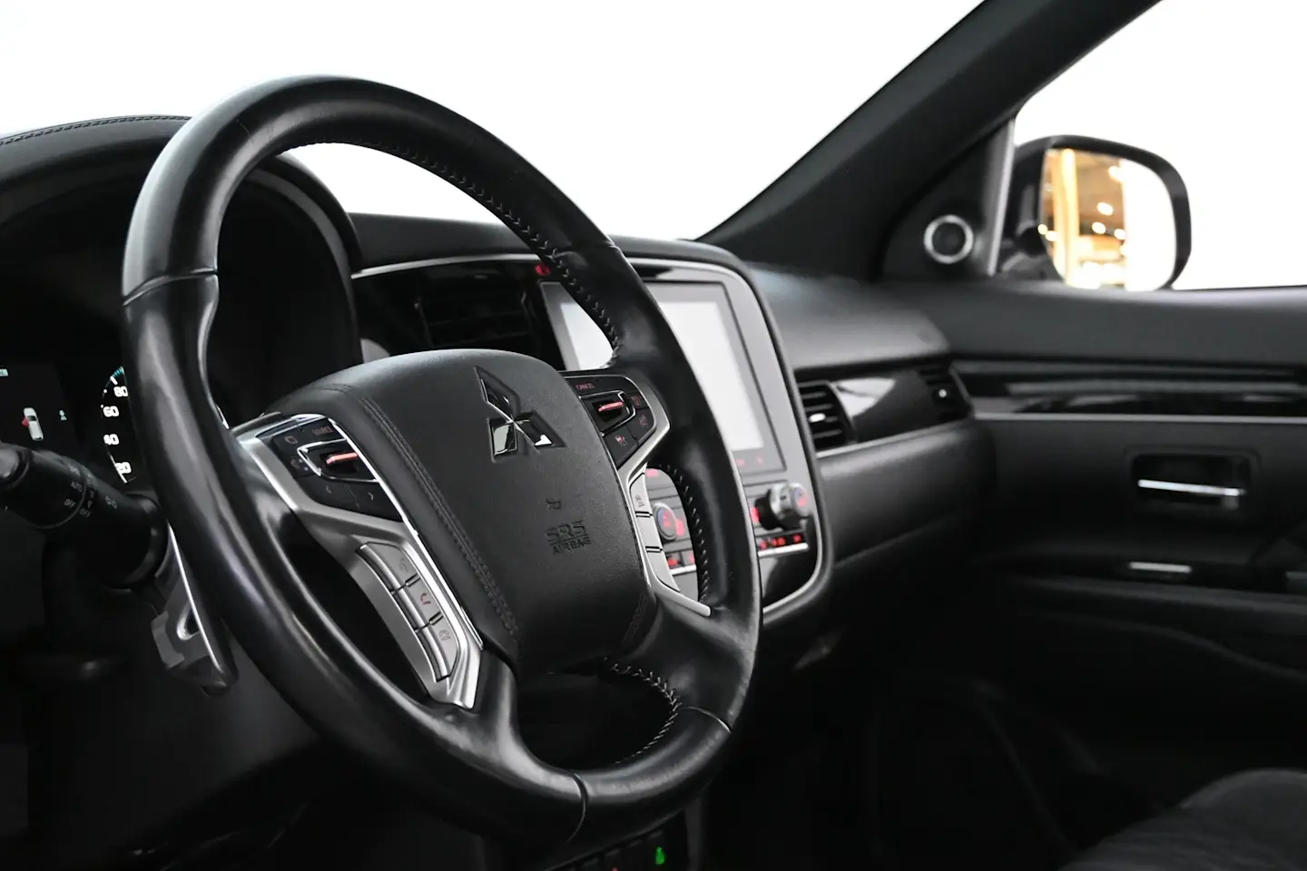 Car Image - 6zxfwu1PeY3rTQr2nNumWx