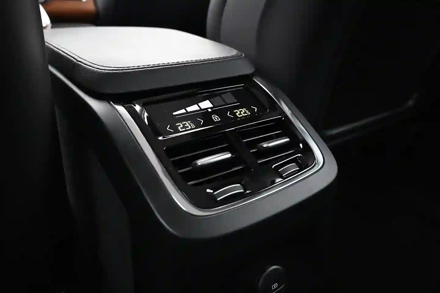 Car Image - 5qyLj4gXbXmKGYMWqBGLkk