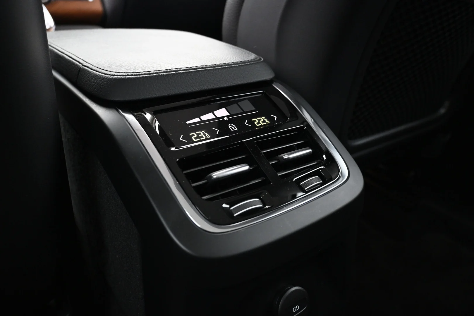 Car Image - 5qyLj4gXbXmKGYMWqBGLkk