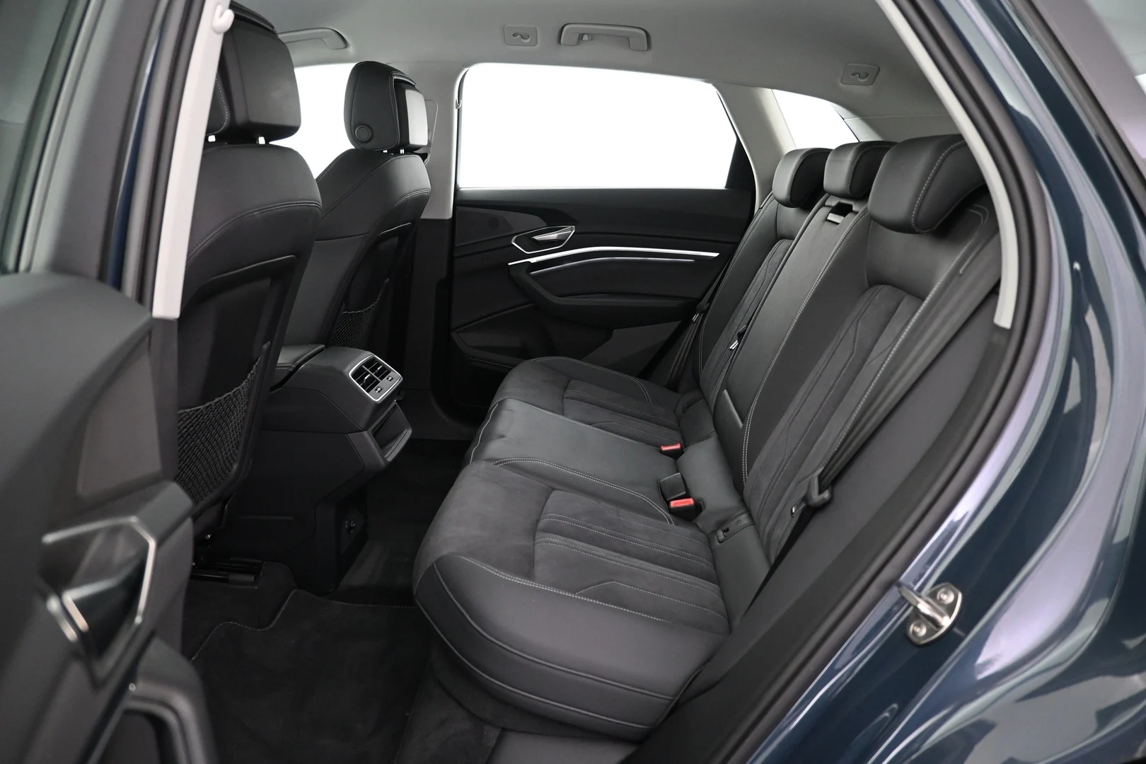 Car Image - 7eBT9sSv7lC2f7QFuuxrBc