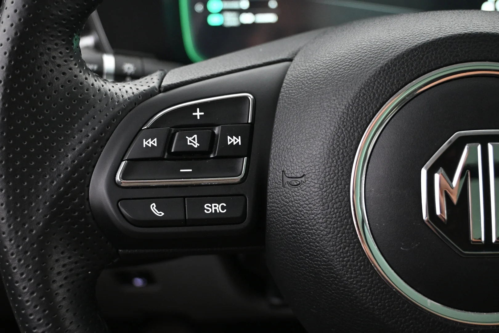 Car Image - 58hUx8bsjXPiB9Y279HqEH