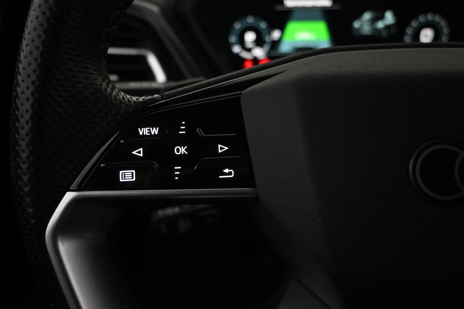 Car Image - q9WrH6Peld5pqYHBlf41l