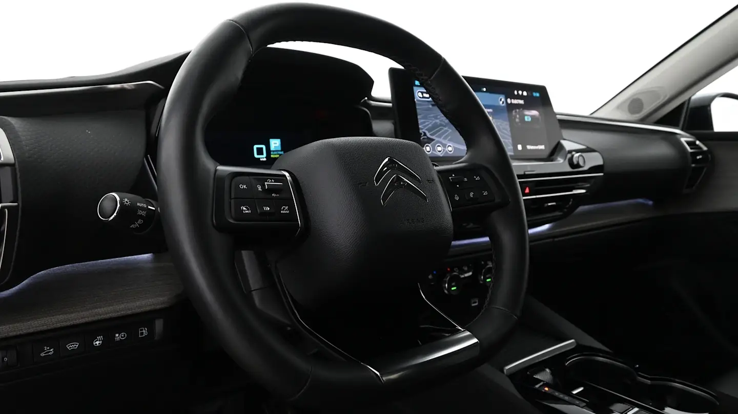 Car Image - 7auz4mGEqwP31sboCBlBDc