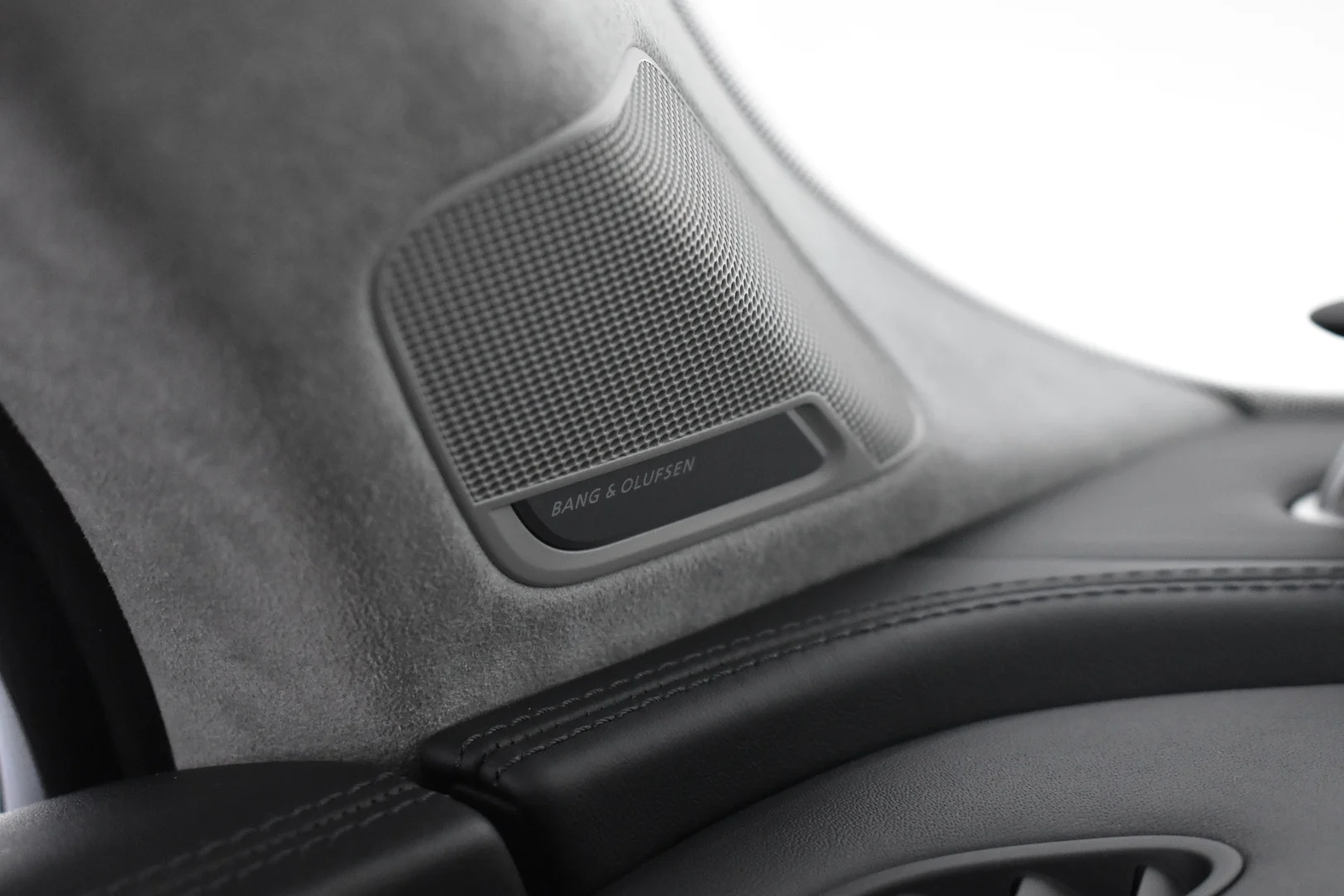 Car Image - 3eriG6w0vRKFIS0kC3oaAQ