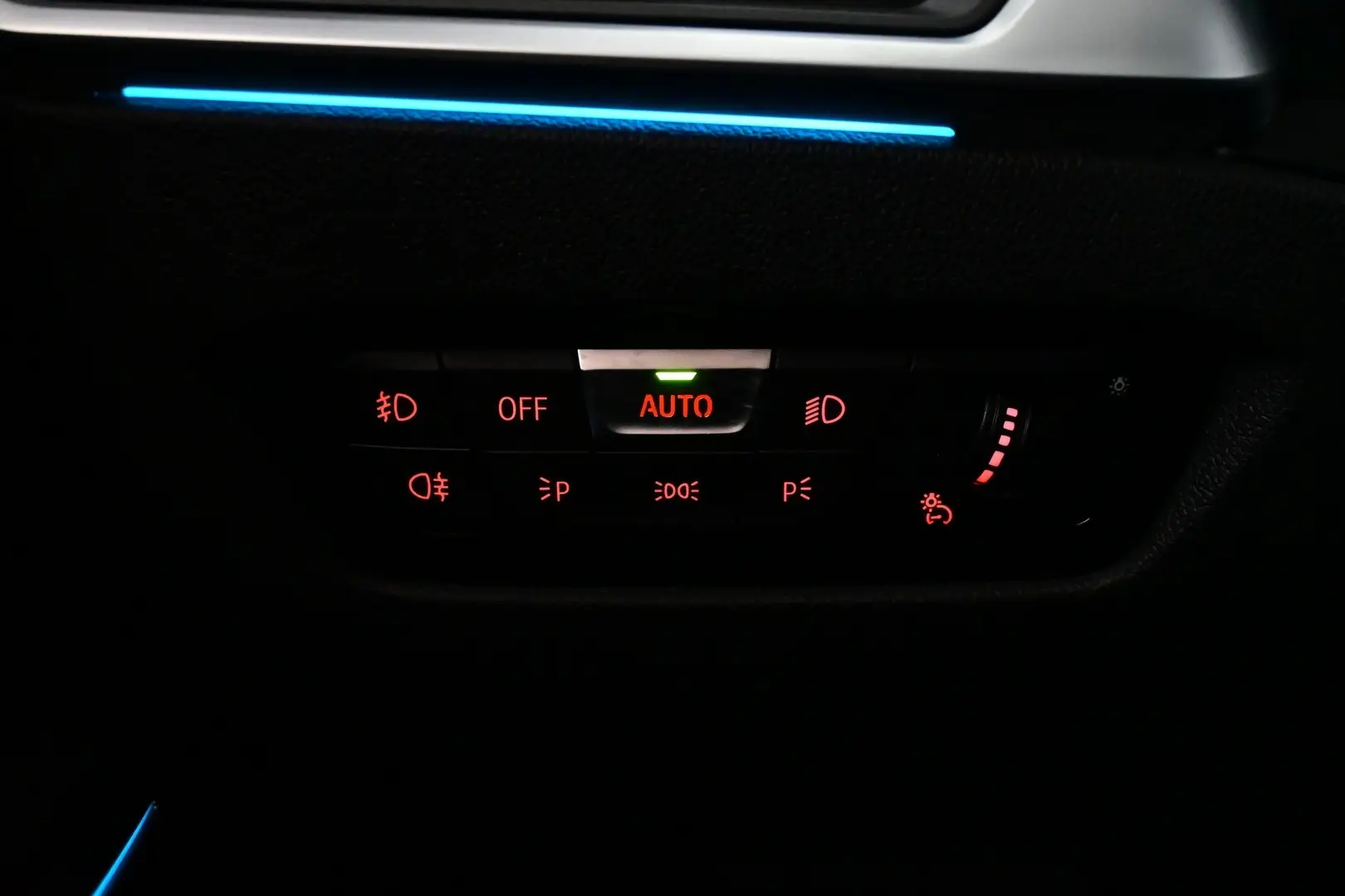 Car Image - 6SpNmQ2owFxOvaELt0pdVG