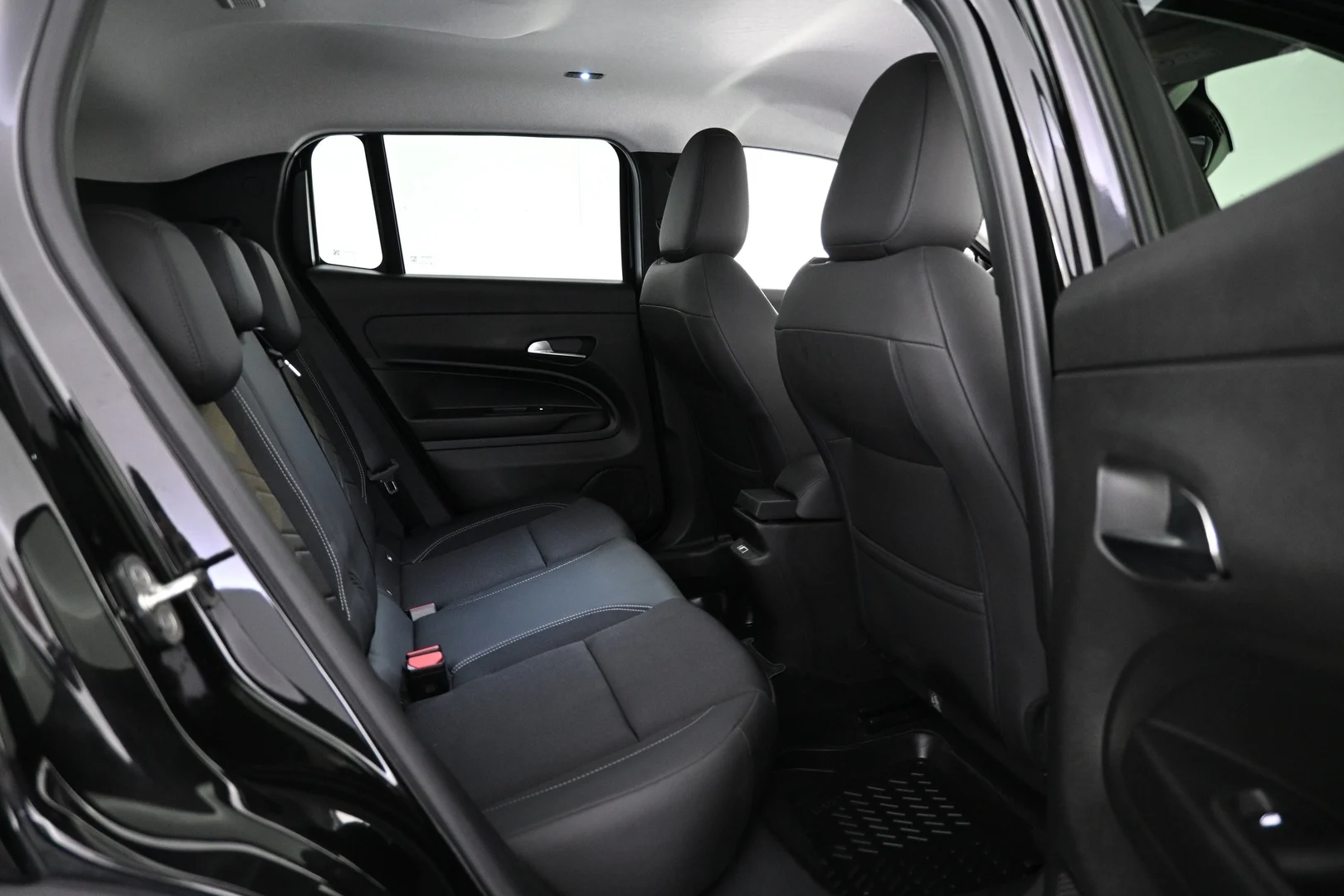 Car Image - 3I2Ssmo14XGB8muzFJsOdv