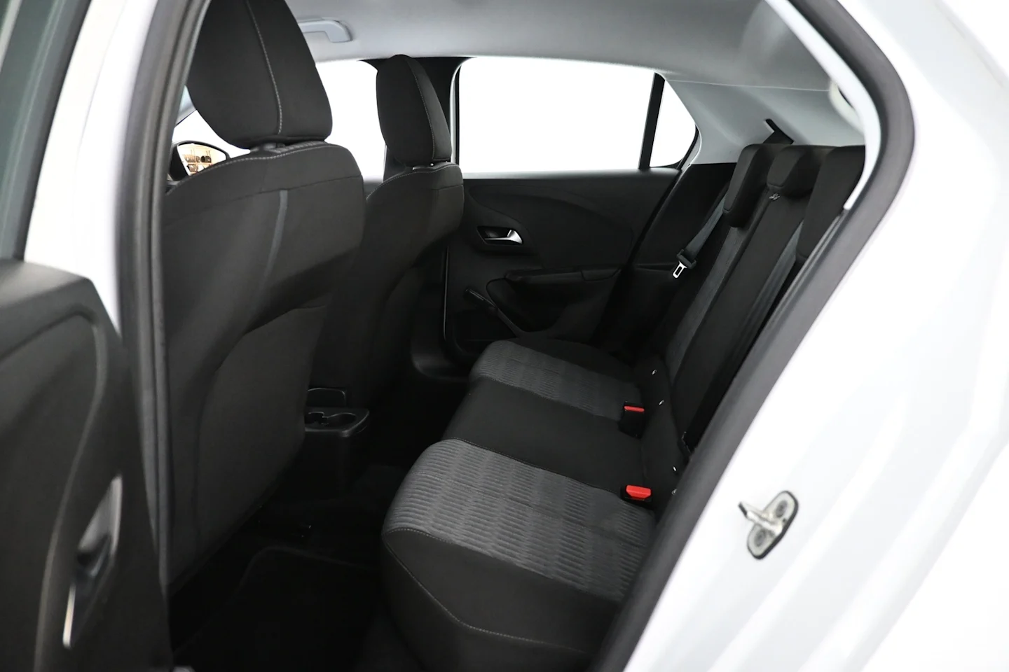 Car Image - 2B50P9udgfhTqeIofz3SJF
