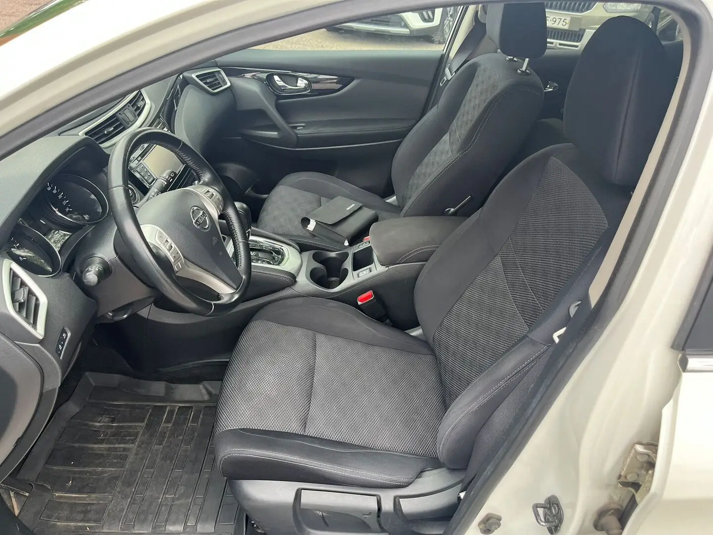Car Image - 7LHjxY44t3lXNIgHcXmk5S