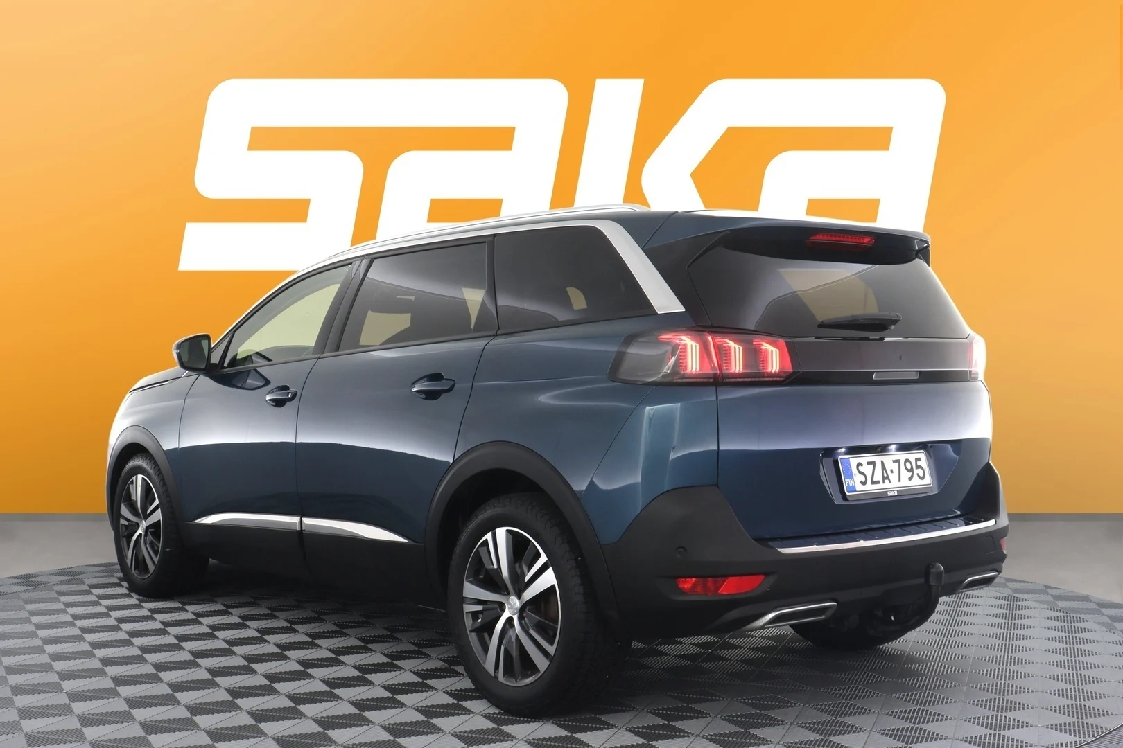 Car Image - 1R6SYgj2EUoqeU3l23tCAI