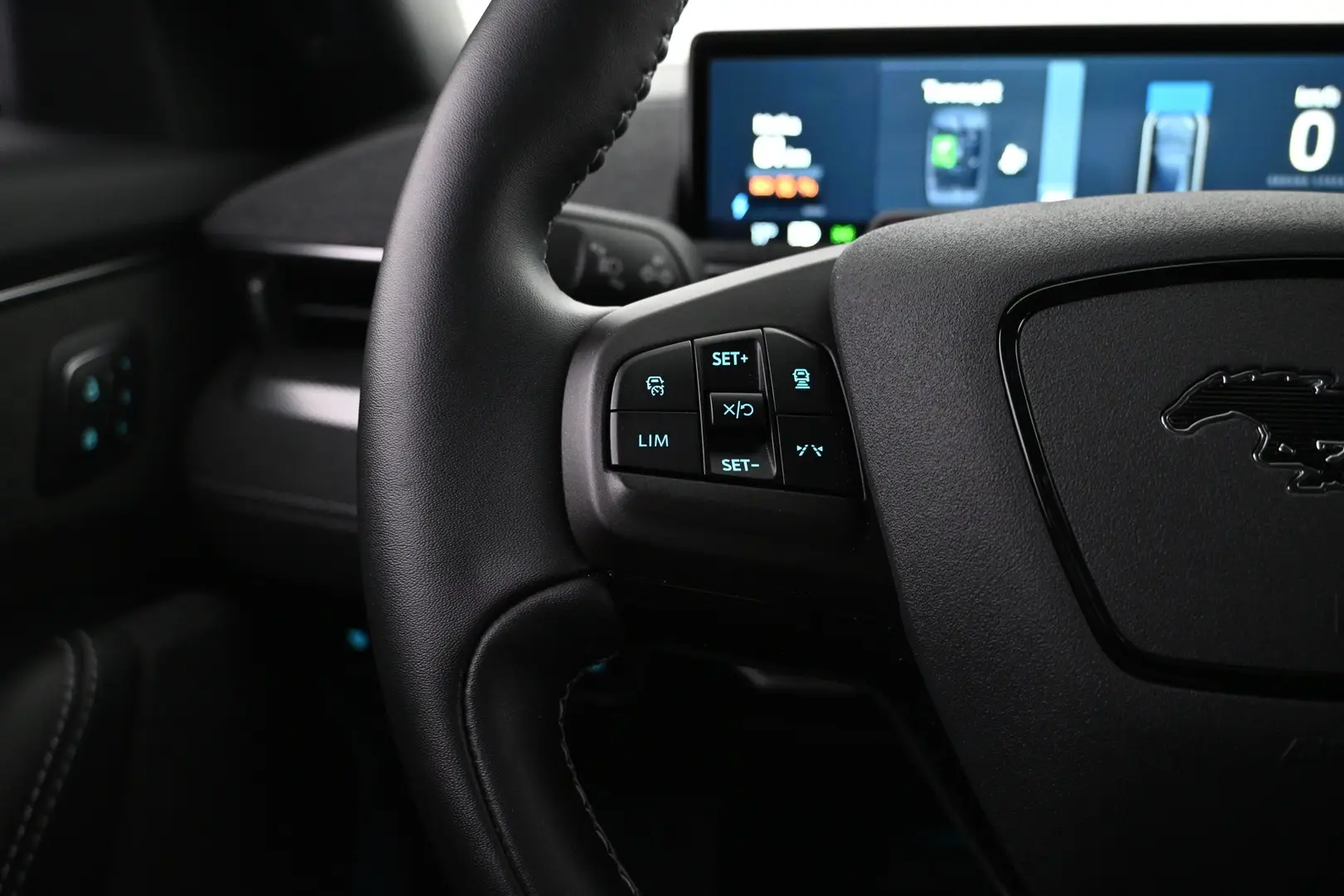 Car Image - 6ODEnjzBnzn9LsdZx6IU61