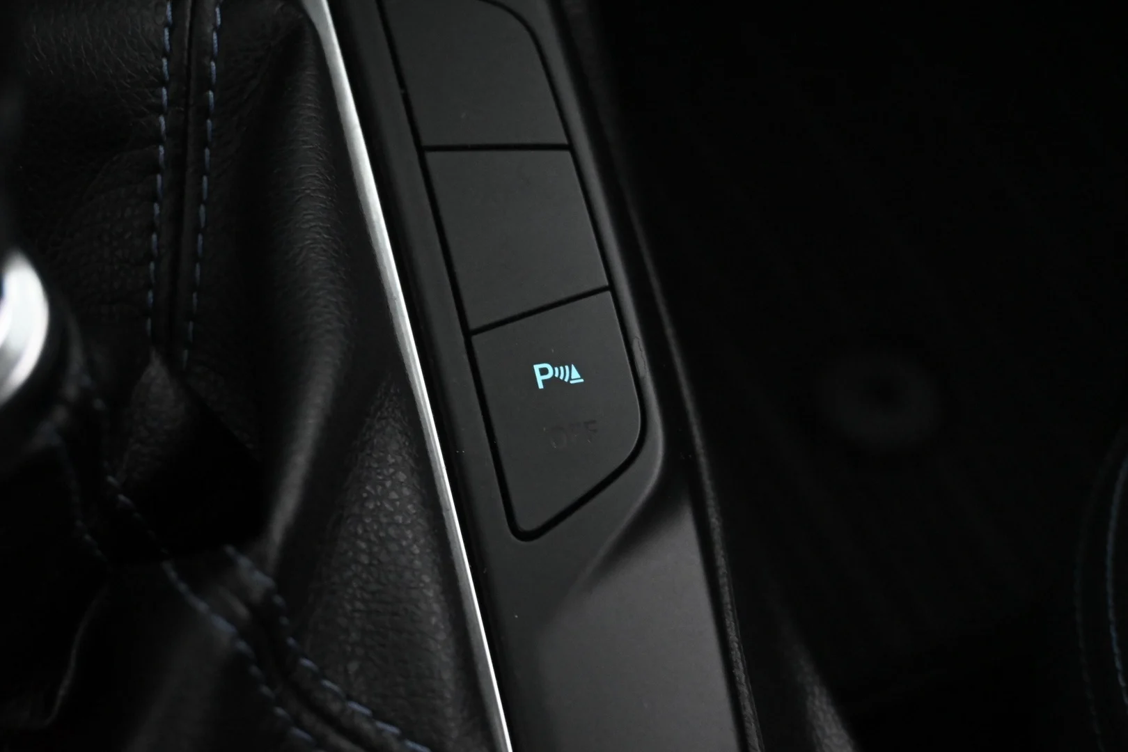 Car Image - 2uCyBP40zFVRmwRu57pvpq