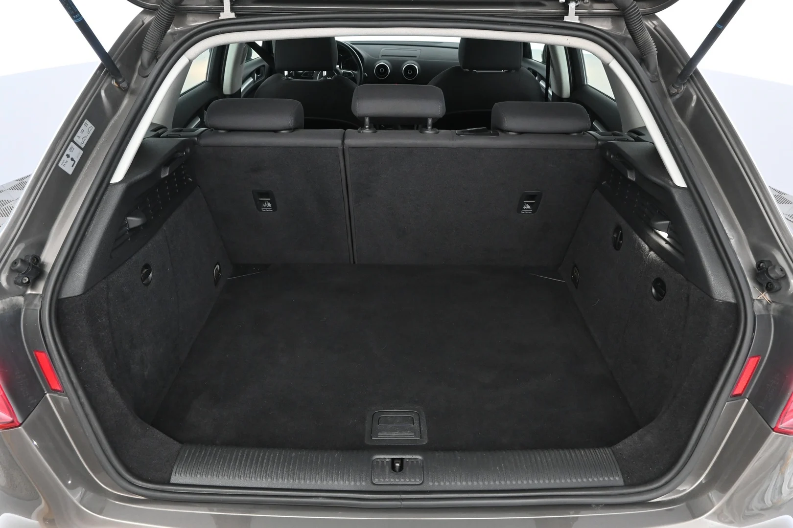 Car Image - 7s82IC5BigBD9gD3ONPBiT