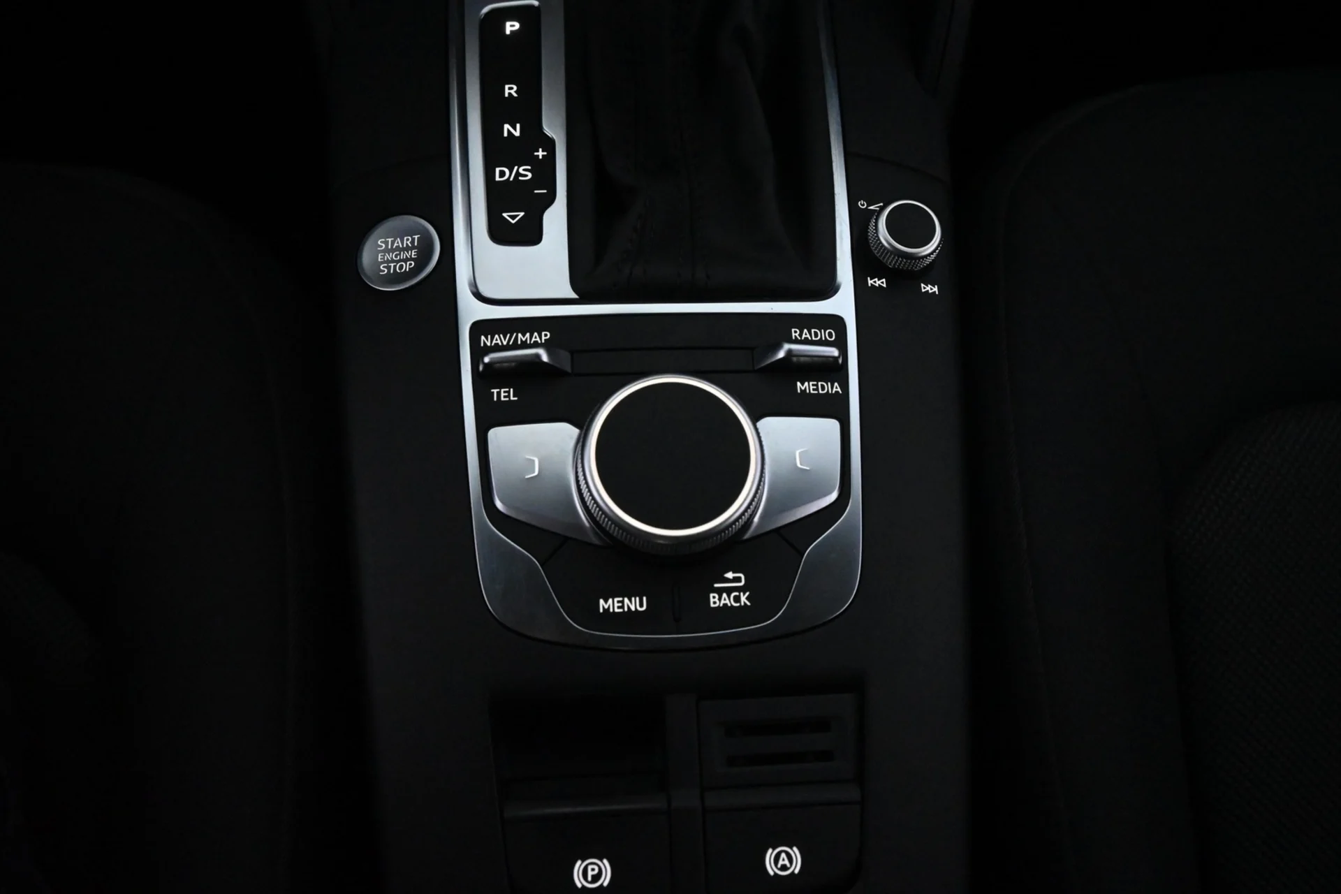 Car Image - 4HSqoDUzpBt922I9LIjdIh