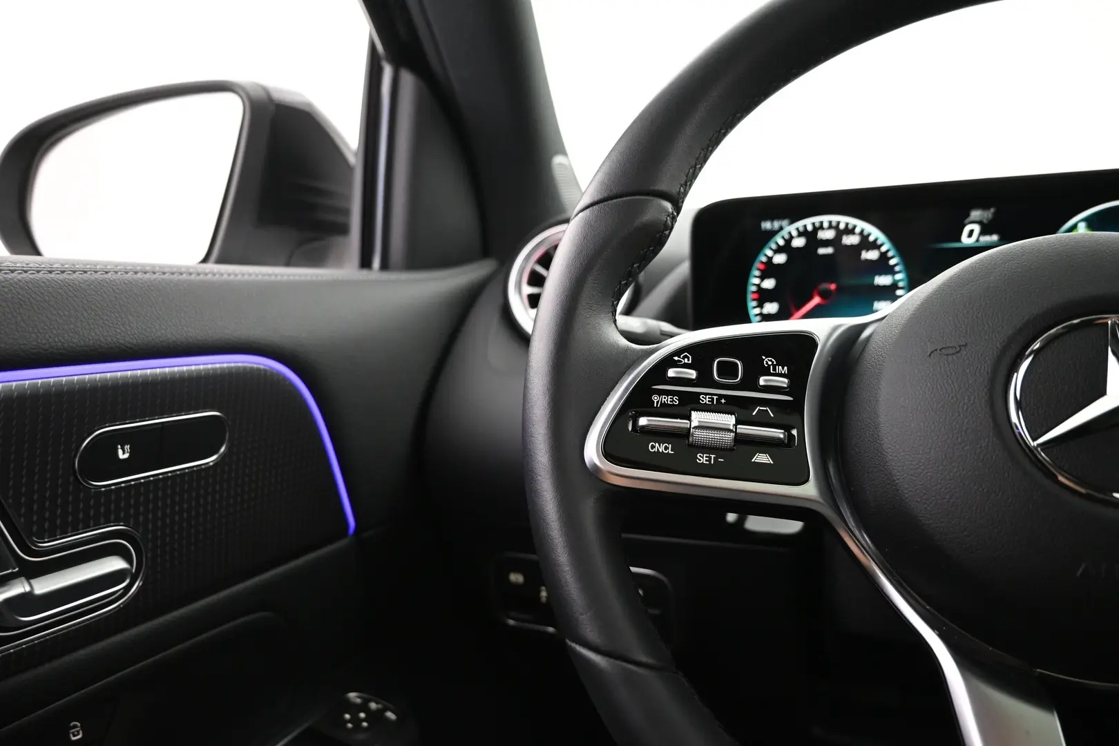 Car Image - 2wOCOKCtmlYPjlRgjD7TvL