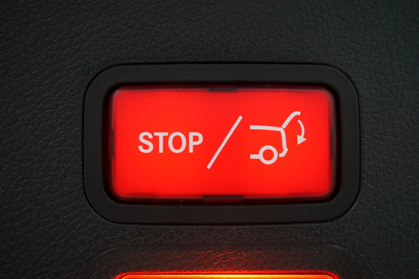 Car Image - 5r9VNTVskdLwyDSItoEkPU