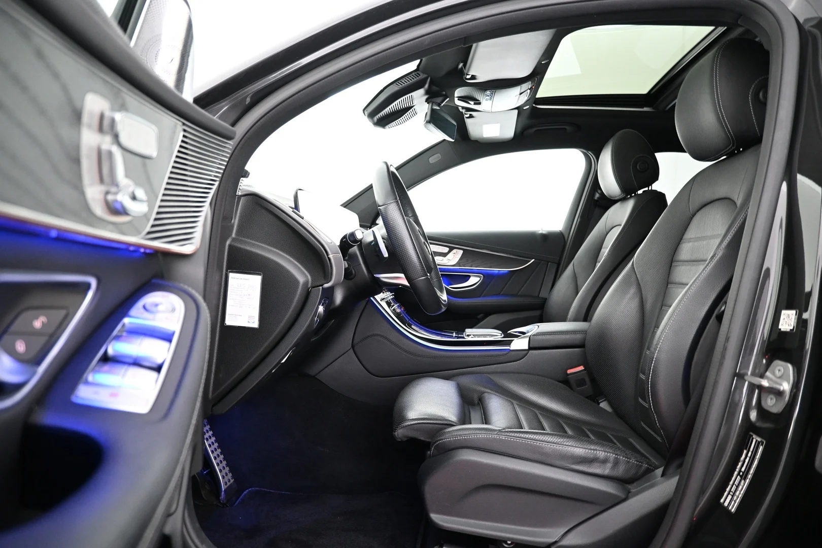 Car Image - 2fxJOLmULO1ky4051dcoph