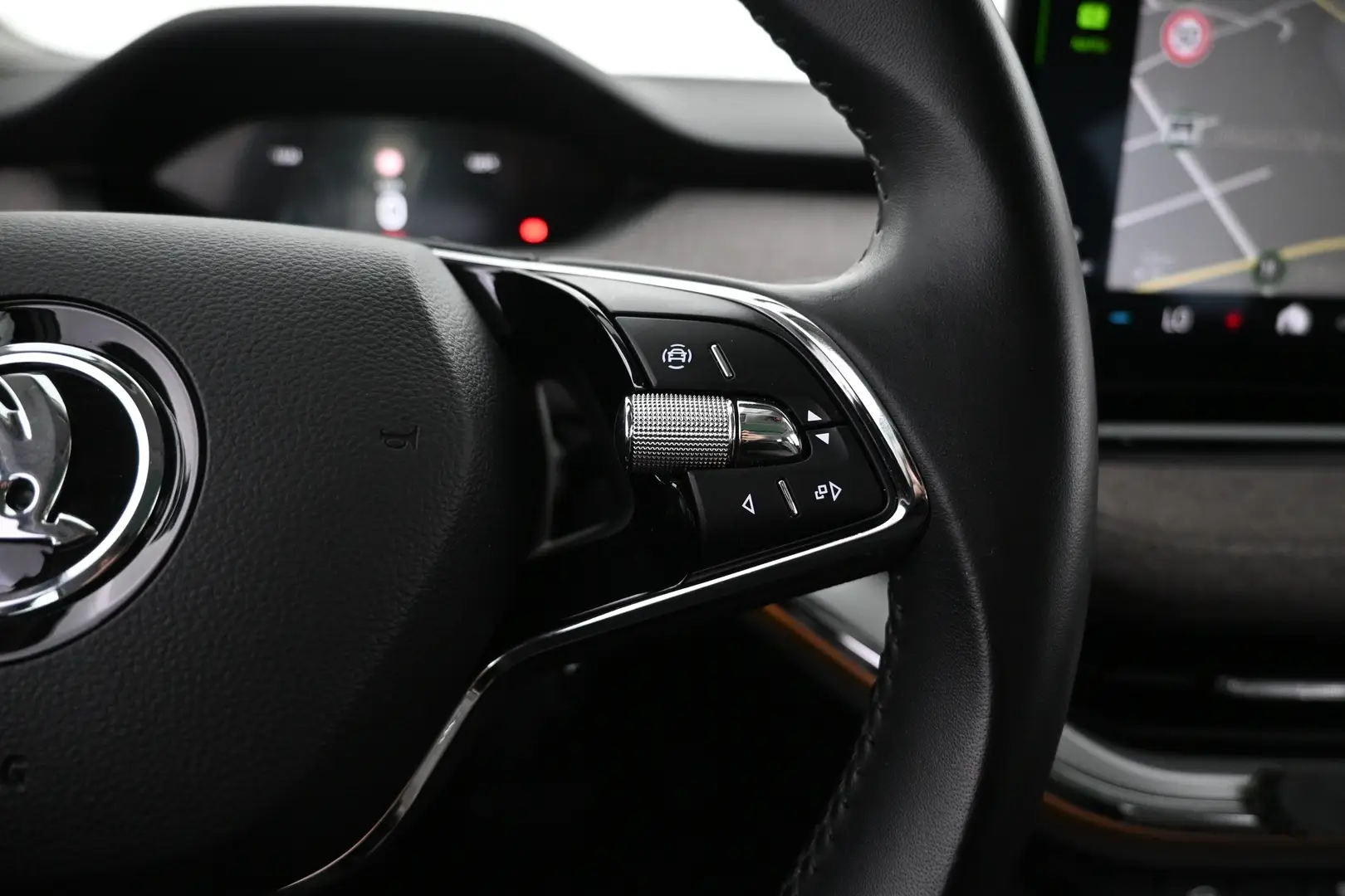 Car Image - 2u9giQqXkxyRvR6RnudEm8