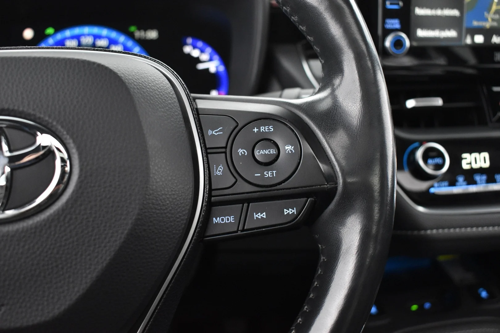 Car Image - 4LoDXjmryz5hBSBtWZL4MJ