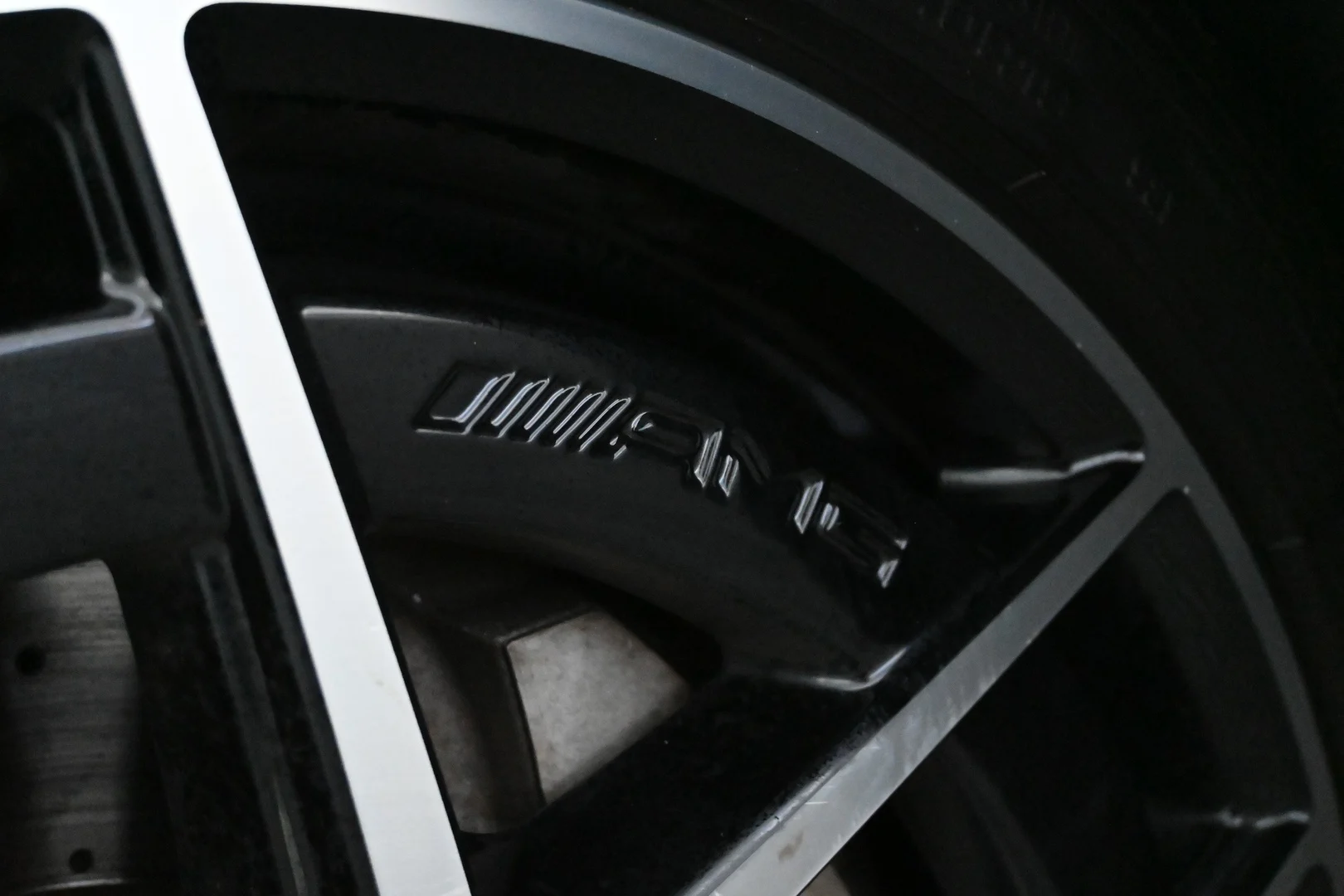 Car Image - 4lViaMv3CJKl5buueKeeXi