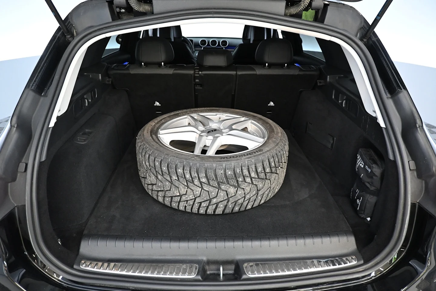 Car Image - 61lgz6i2q7368arFFb4irD
