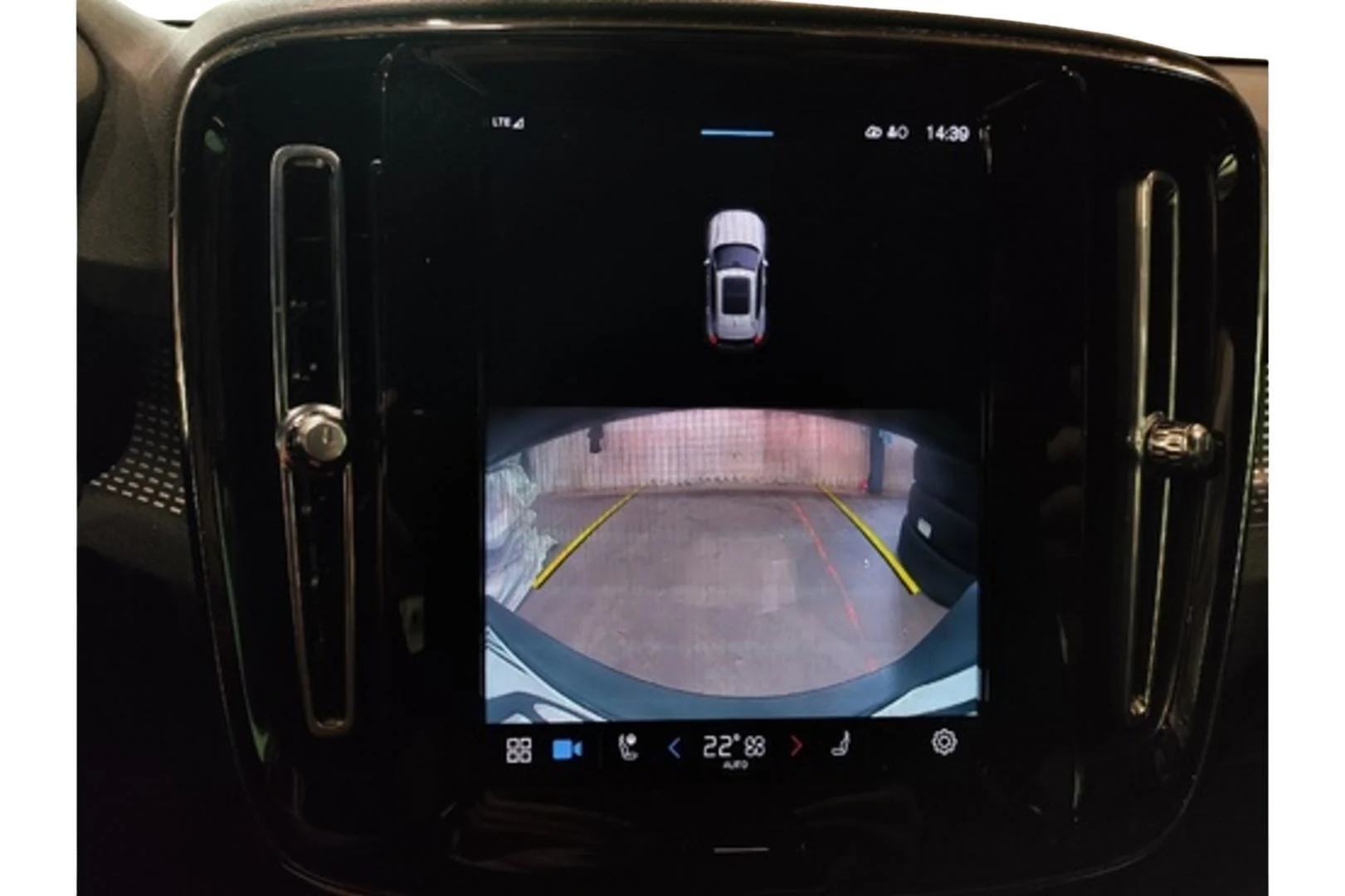 Car Image - 47LZqup97atN7gQXHfRePR