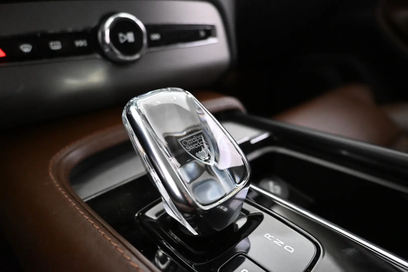 Car Image - 5xJdtLViyZMnSACuOc9XE2