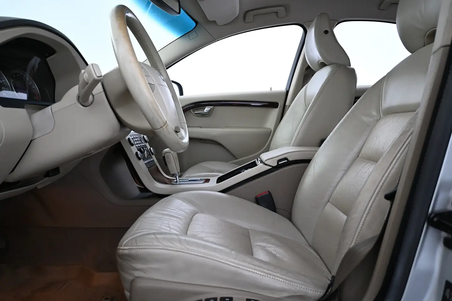 Car Image - 2zCT5VWLoHVxeDDLKvMHF5