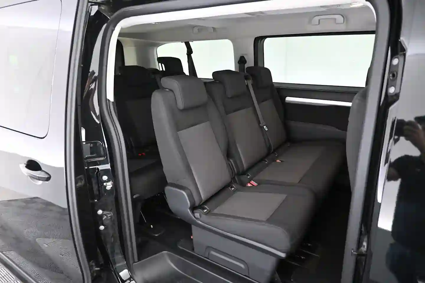 Car Image - 6AzqMn942vUC1t6ozhu42y