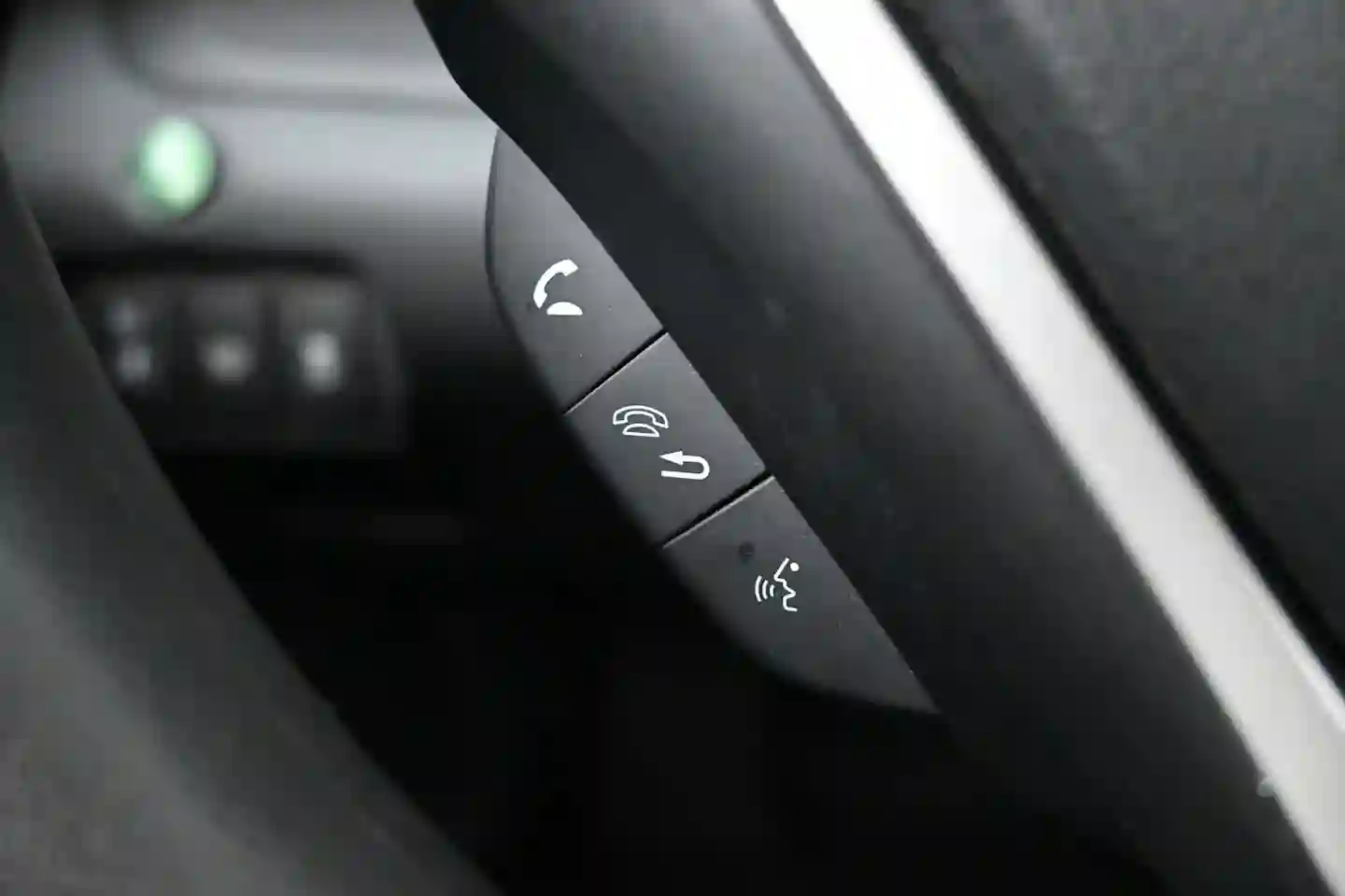 Car Image - rzzkzgMf0Jt7vAB201i8q