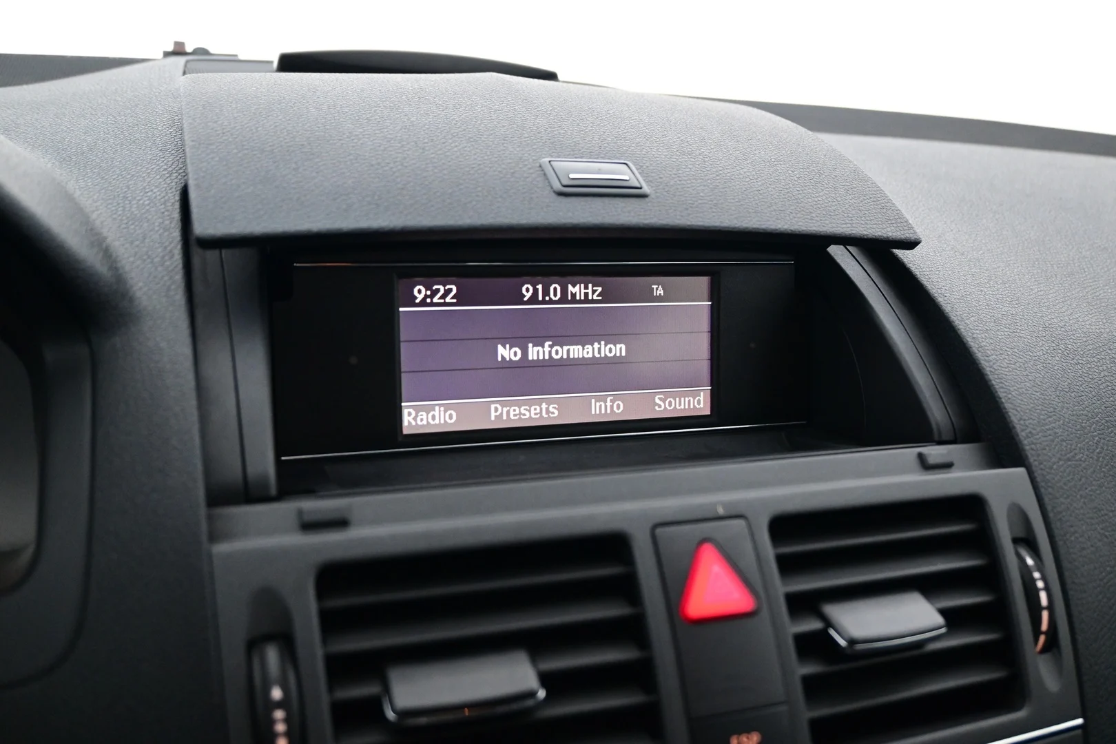 Car Image - 1xL7om33UZkhGvR2Ei6fII