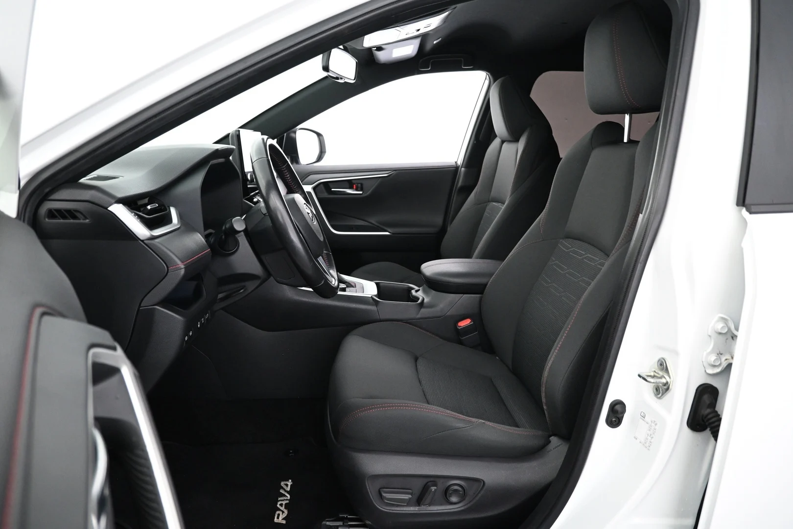 Car Image - 3ntg4DOEGeX5kTWakEG1IT