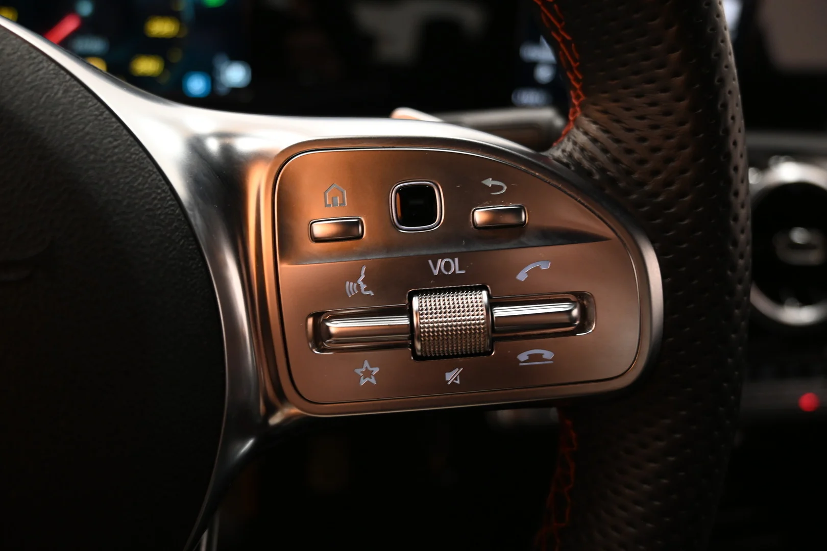 Car Image - 5eOAiL0tuUHtBoAQO8GRyp