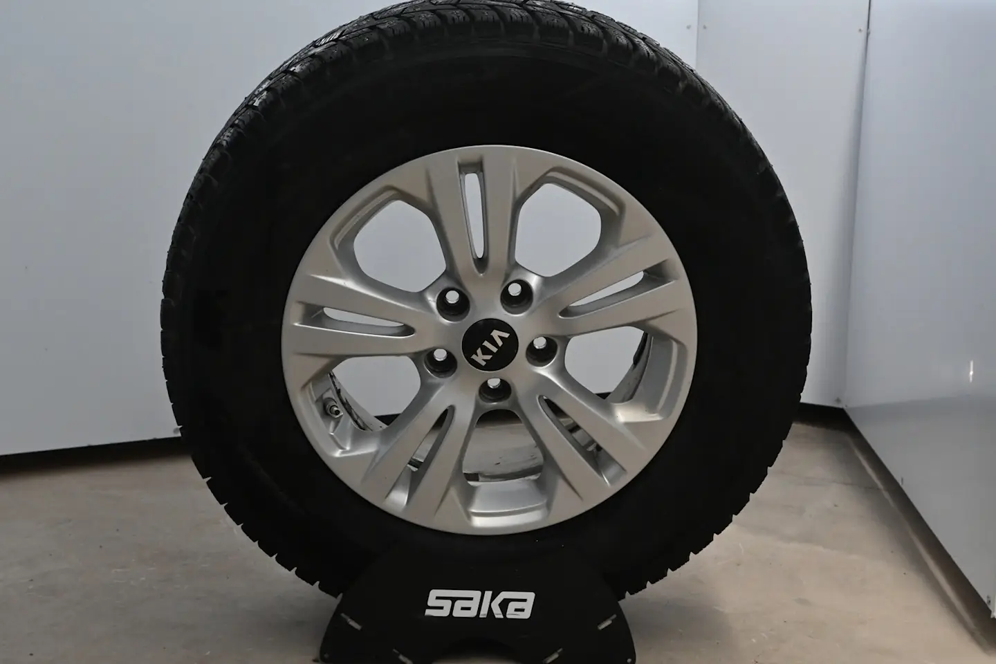 Car Image - 2cSKgdOO8ta9RhGtaO3mIG