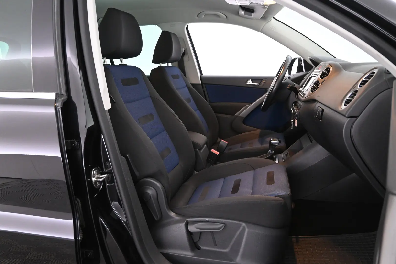 Car Image - 2jssi7Qimaj2gAt1gihNK0