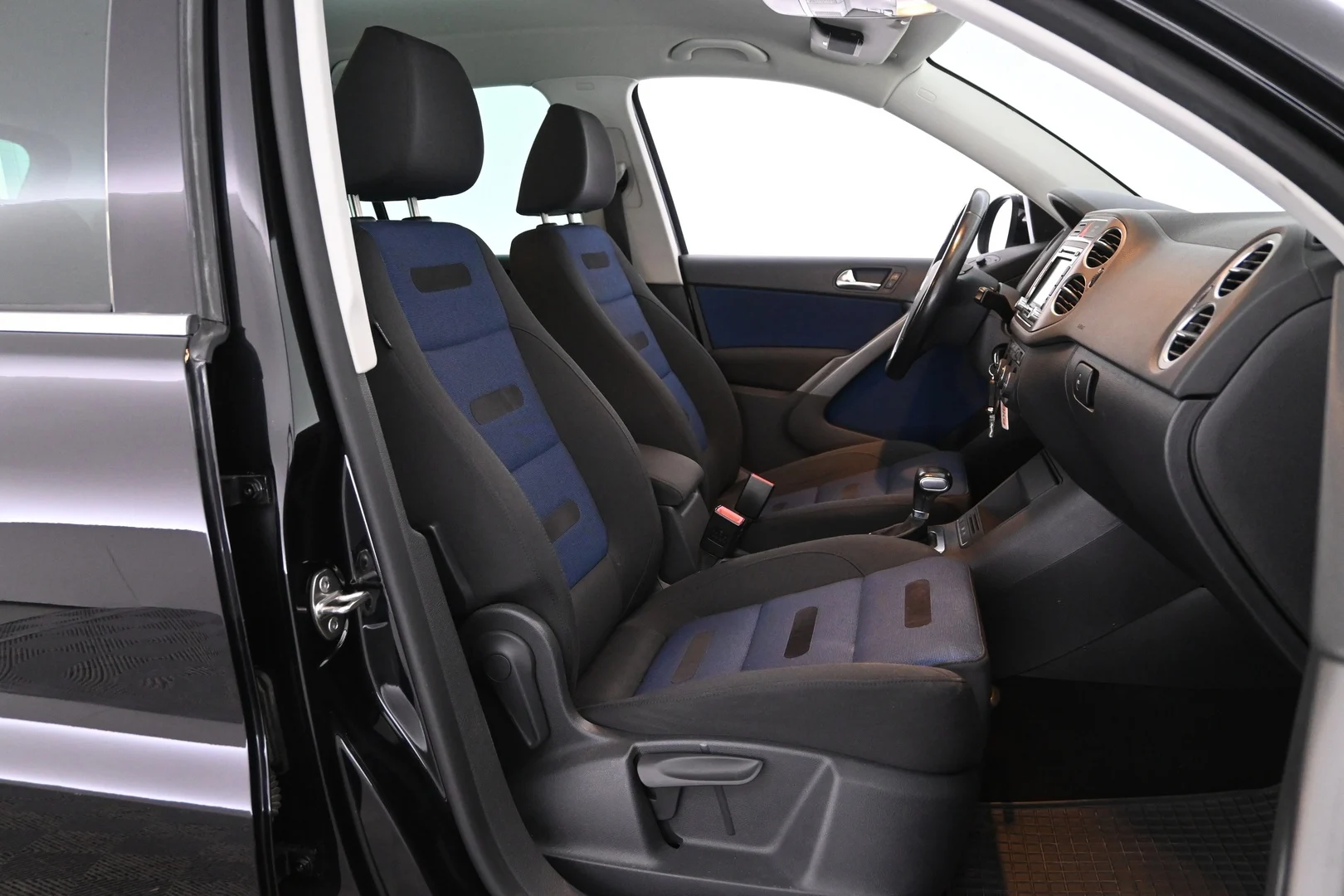 Car Image - 2jssi7Qimaj2gAt1gihNK0