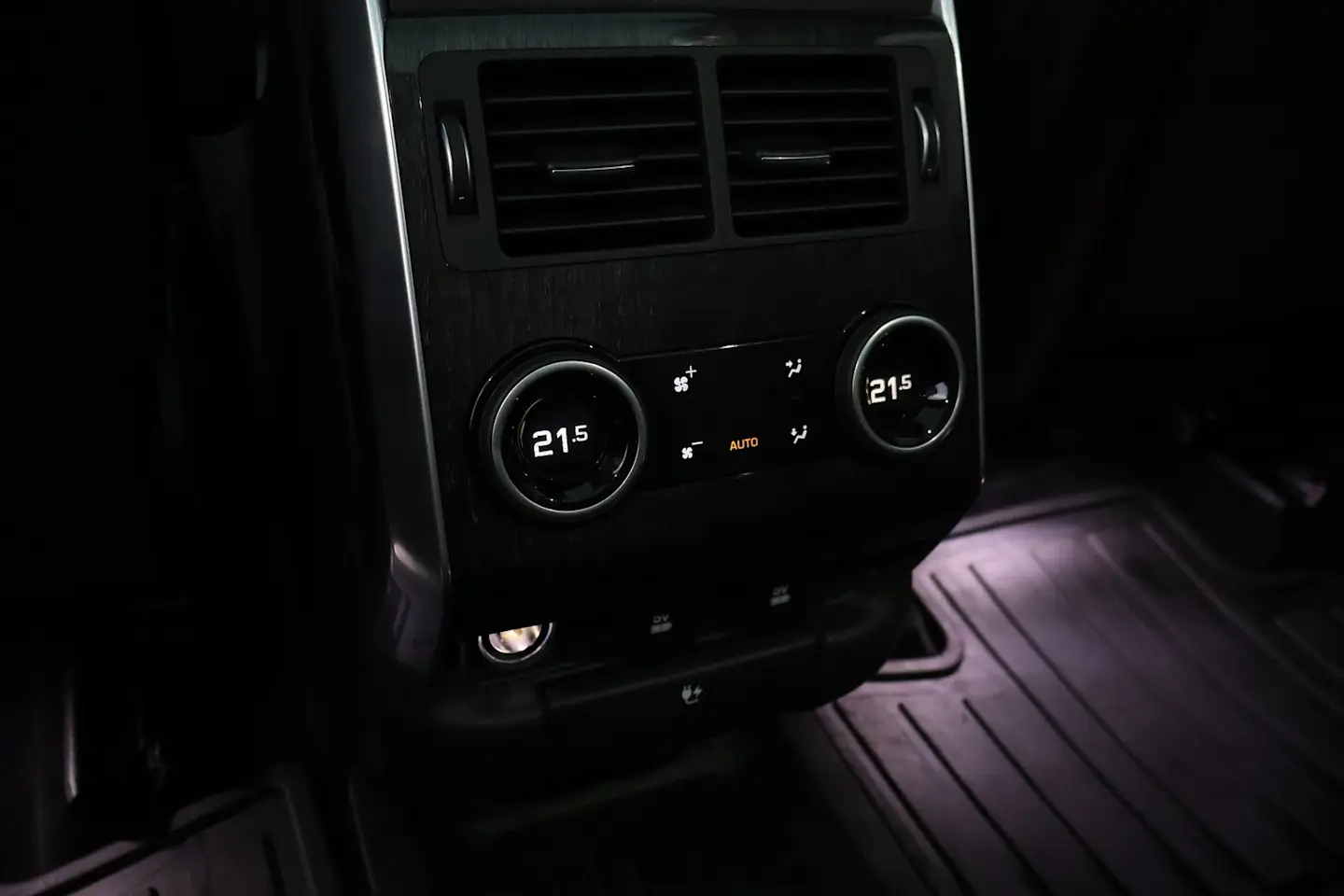 Car Image - 1fV3sgBhdwh82Hho9hR81m