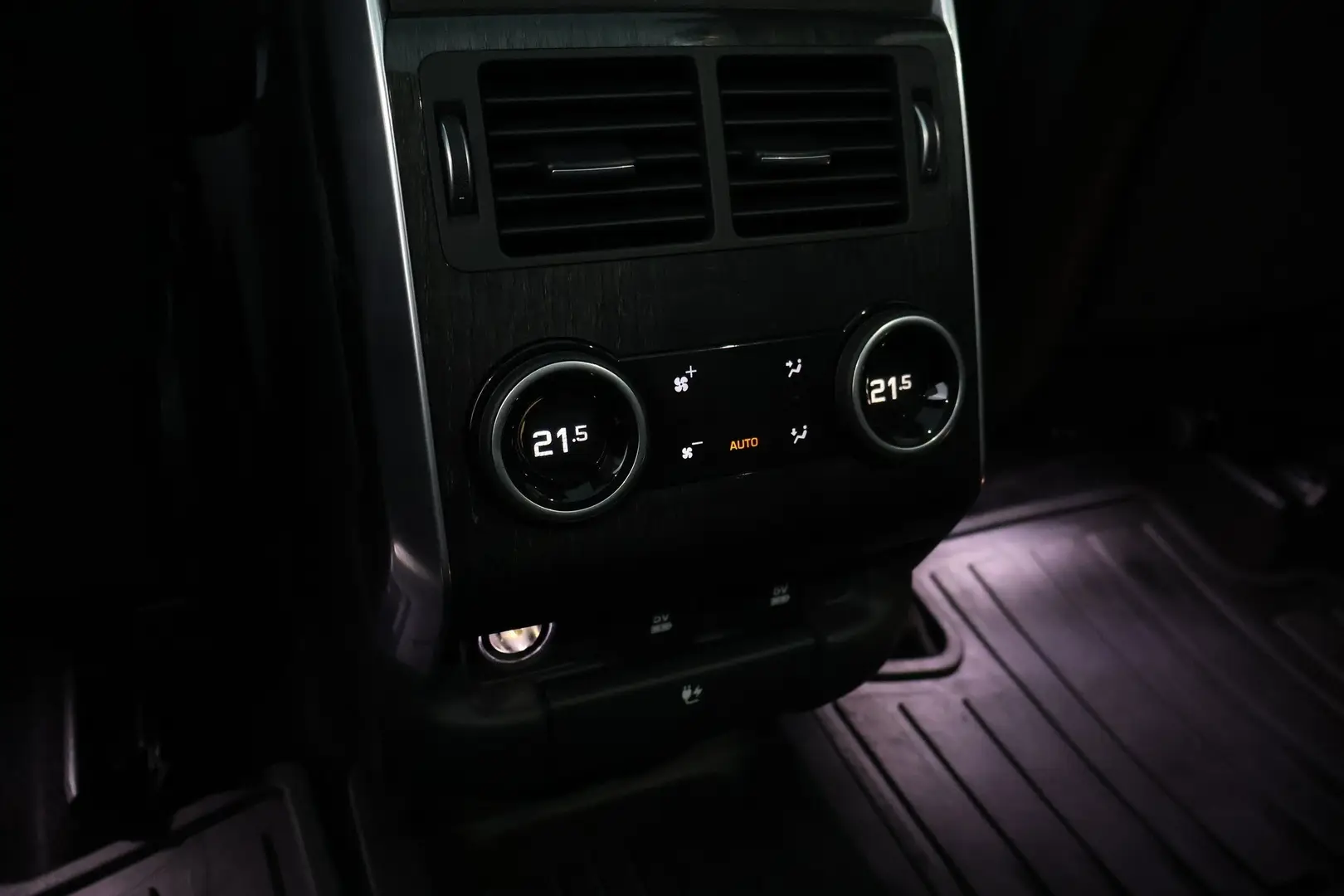 Car Image - 1fV3sgBhdwh82Hho9hR81m