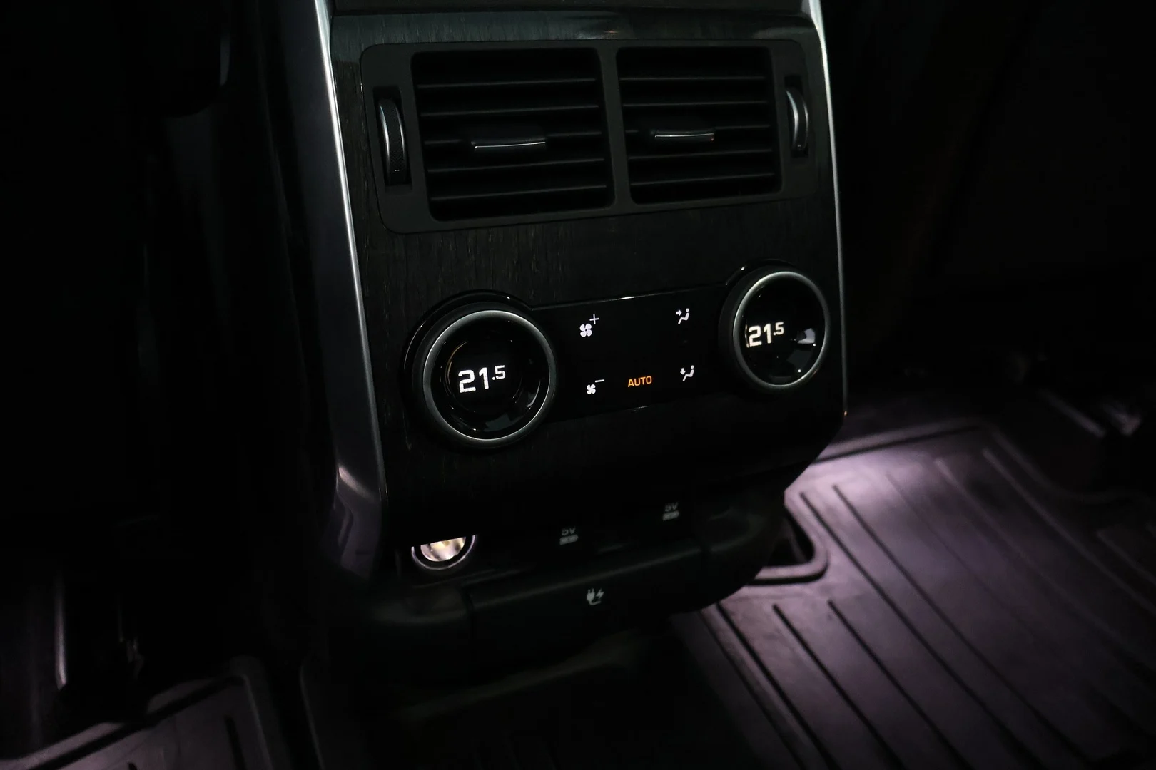Car Image - 1fV3sgBhdwh82Hho9hR81m