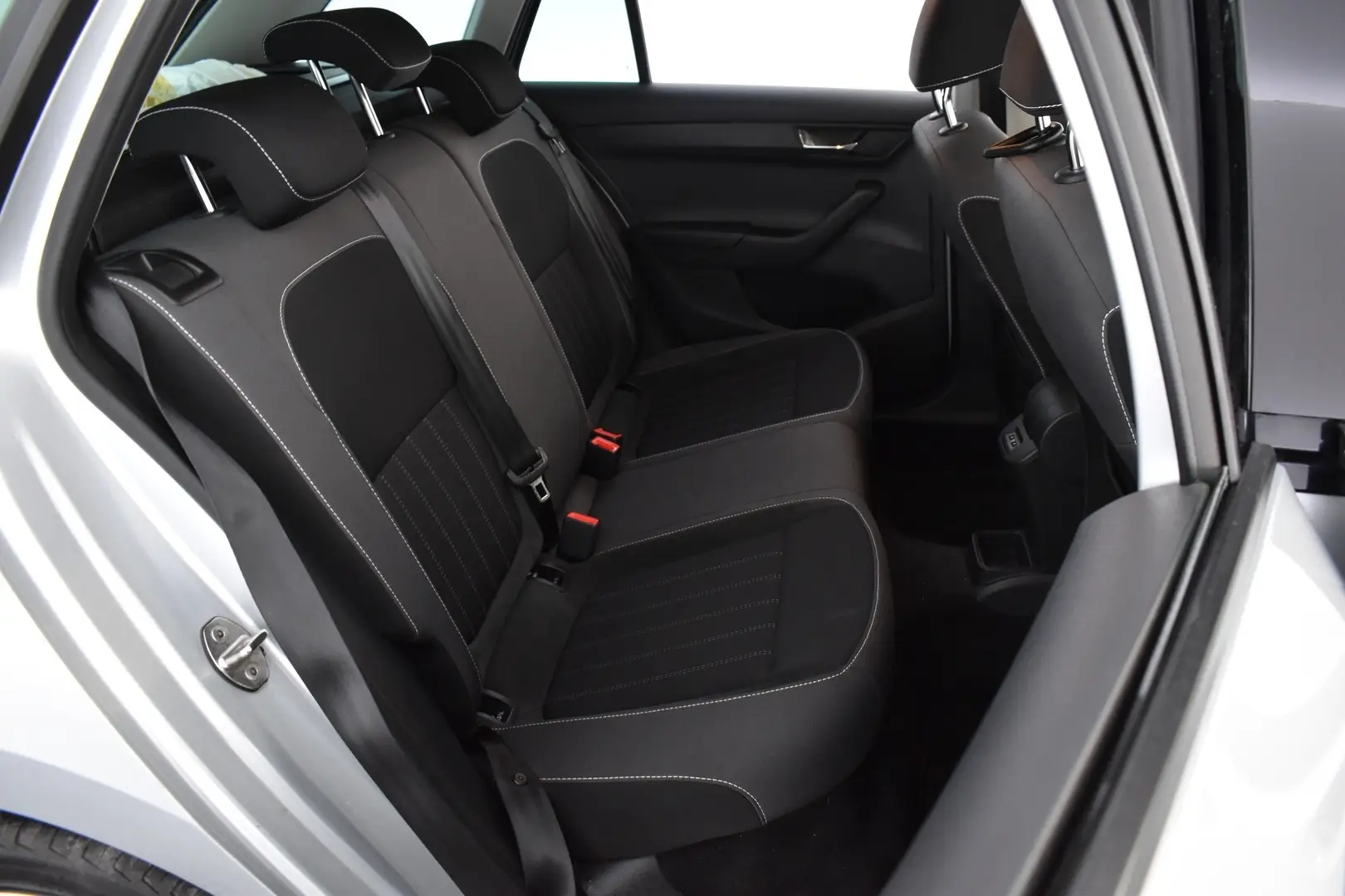 Car Image - 7fp6ymeHydvmQY42QntYiD