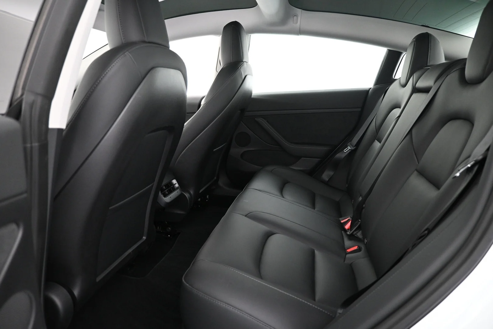 Car Image - 3M0klMRV6Zmt7kkP6lWPfm