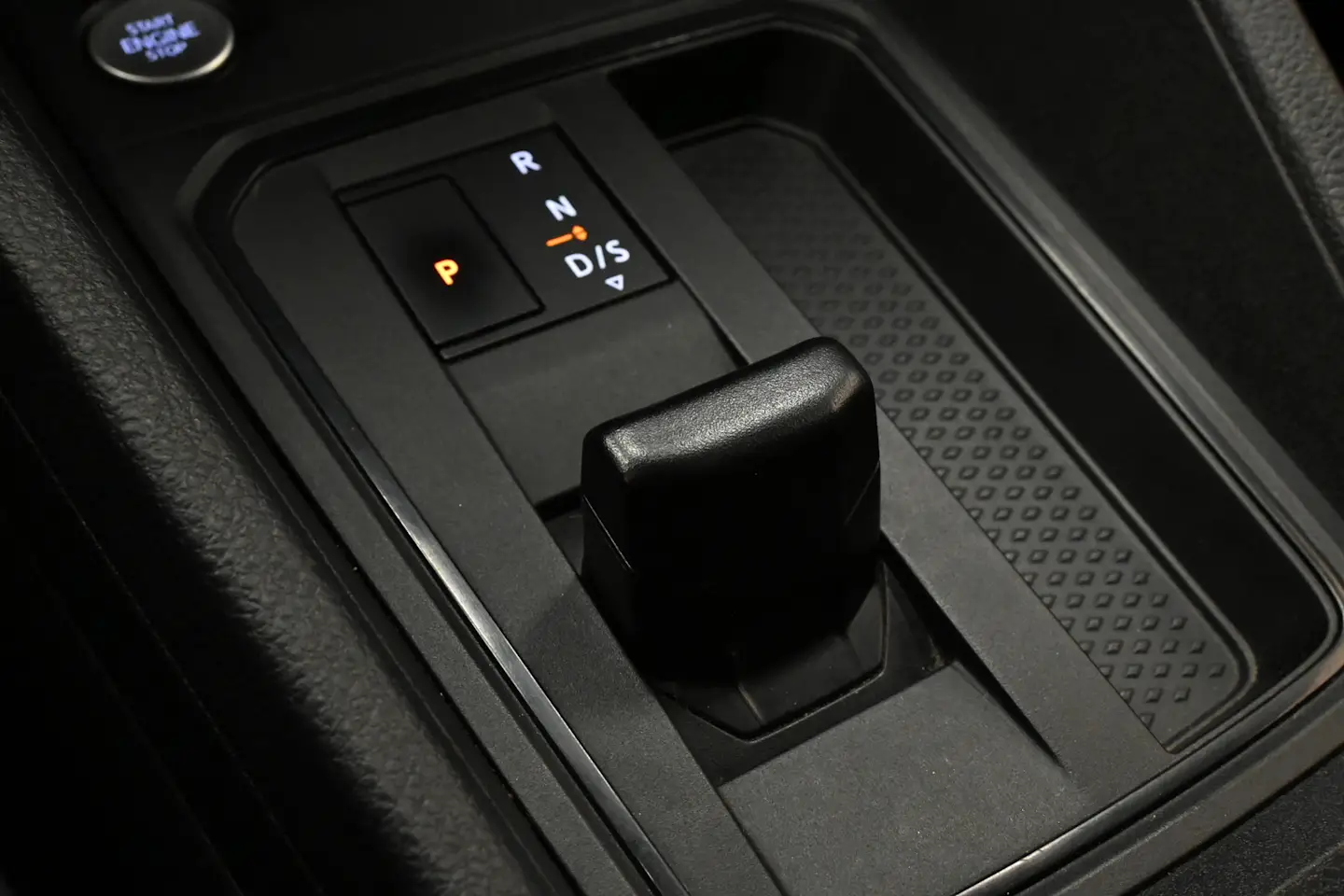 Car Image - 3Eq8y6hGiSxZAMqWzkRJxM