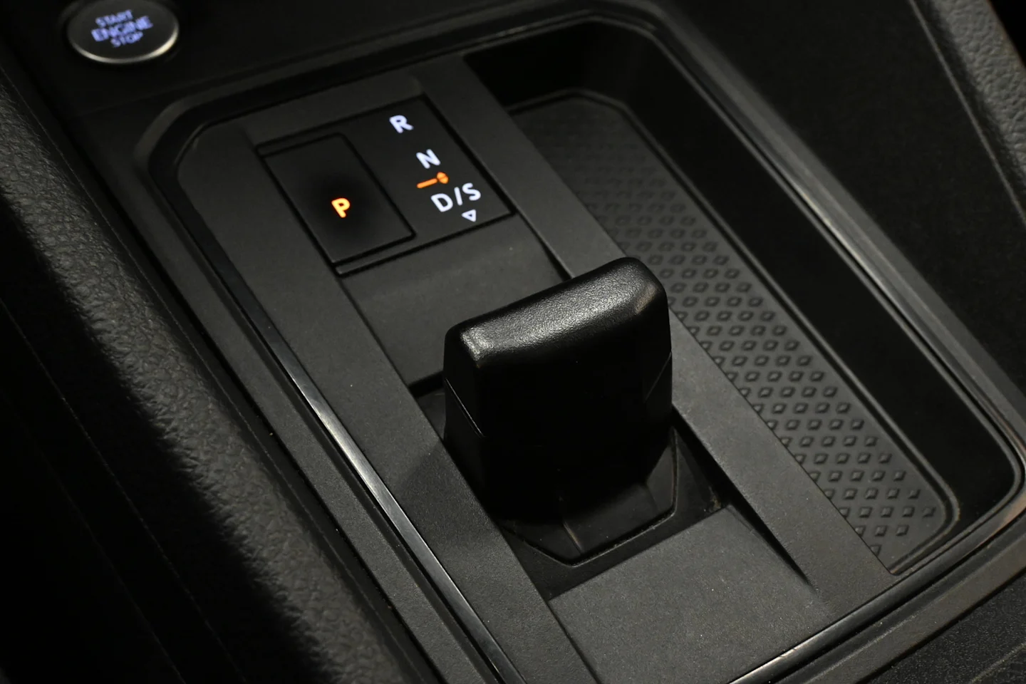 Car Image - 3Eq8y6hGiSxZAMqWzkRJxM