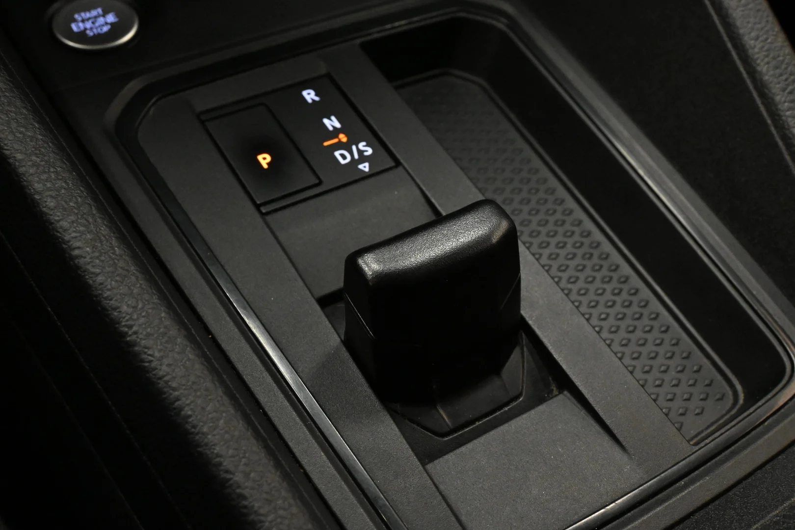 Car Image - 3Eq8y6hGiSxZAMqWzkRJxM