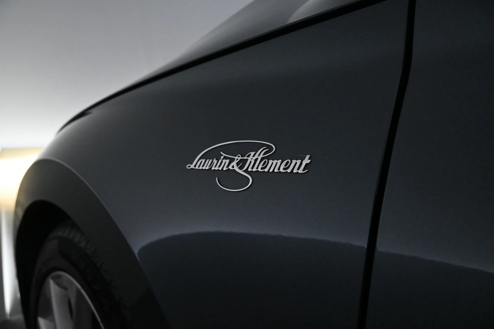 Car Image - 1TkAxnNsl4aGqA1M0v0WVa
