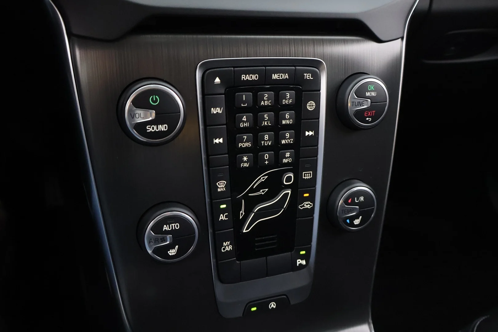 Car Image - 40ovQ7aV2ANLlkiMnUKdU4