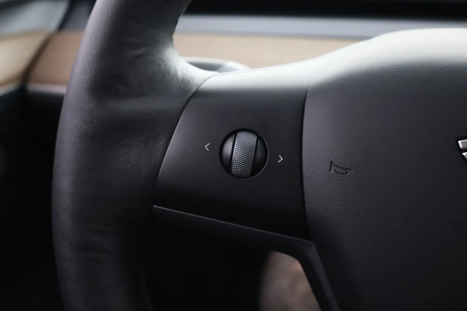 Car Image - 5o4MBF1A9yYtAywrNuQToe
