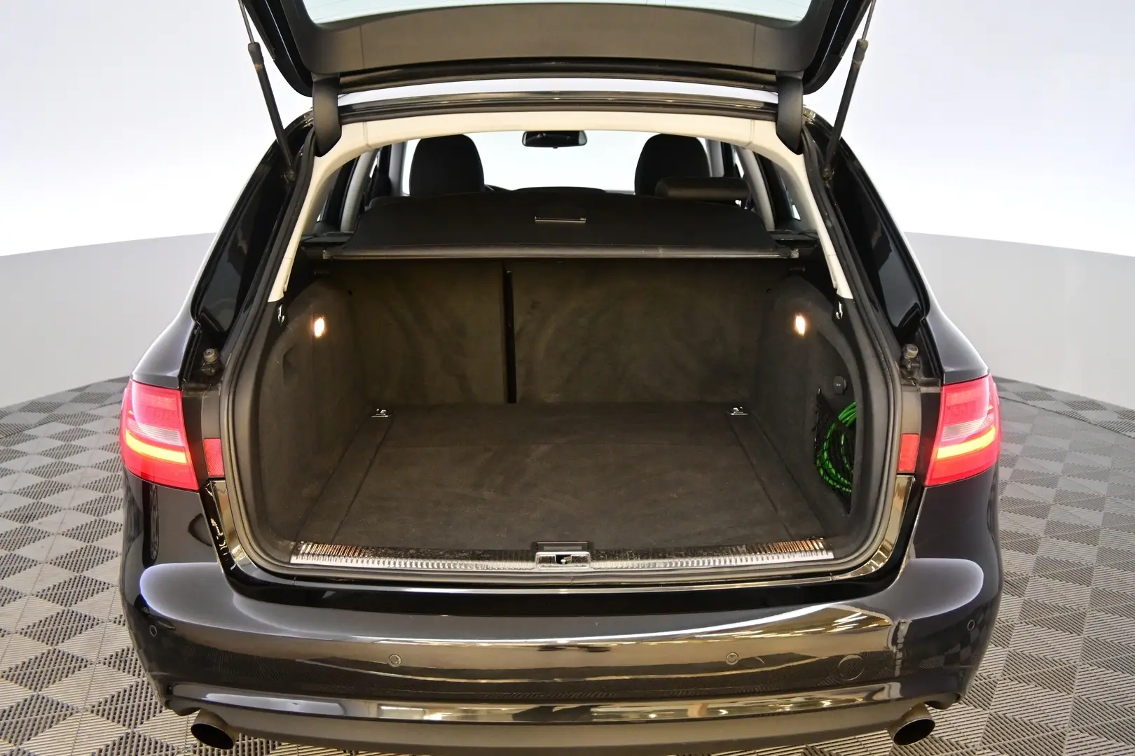 Car Image - 5FsHCRsiHomcyQe1GtRoWu