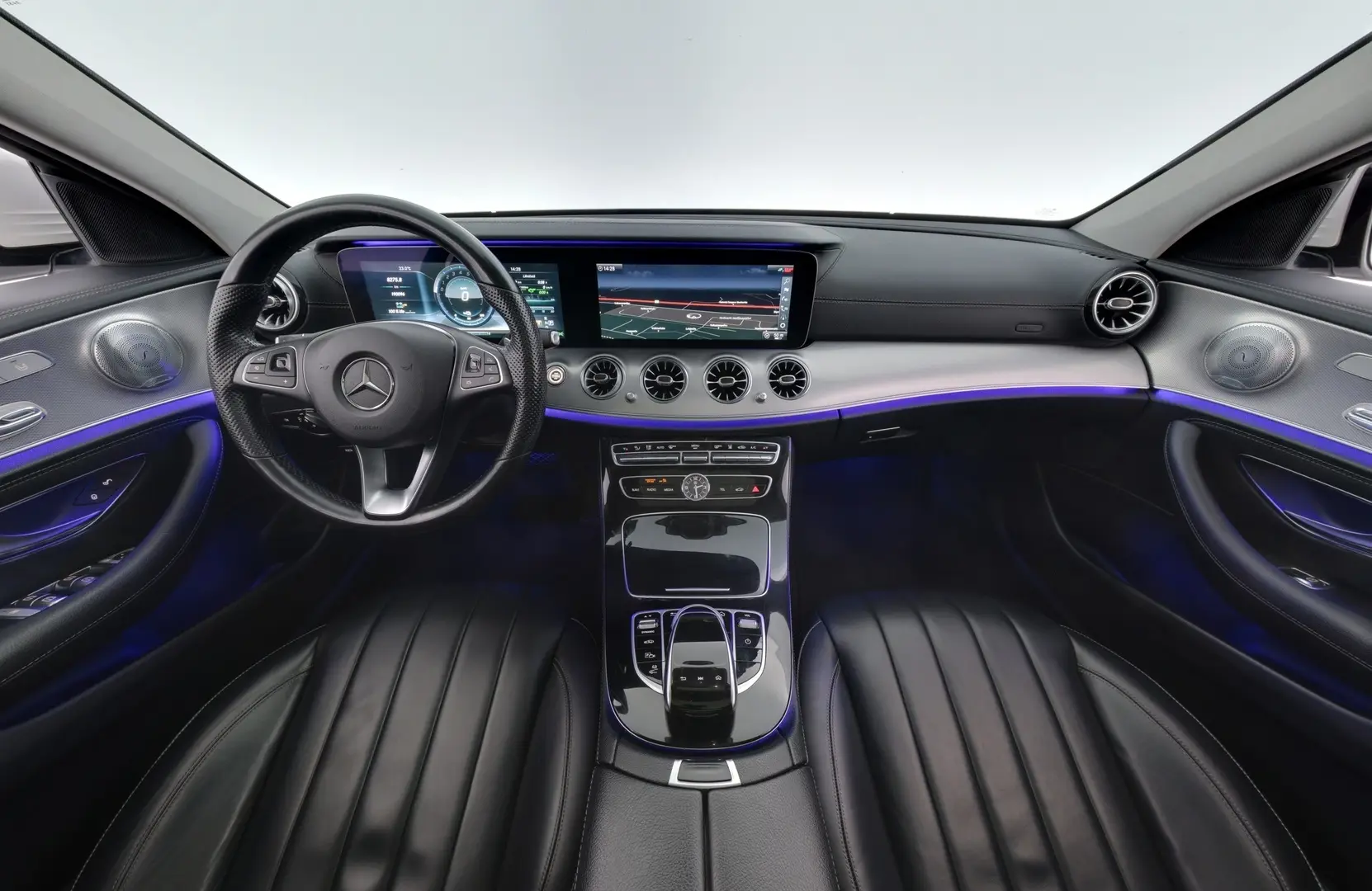 Car Image - 4N6BhU8ahzxI09MTIzBx4S